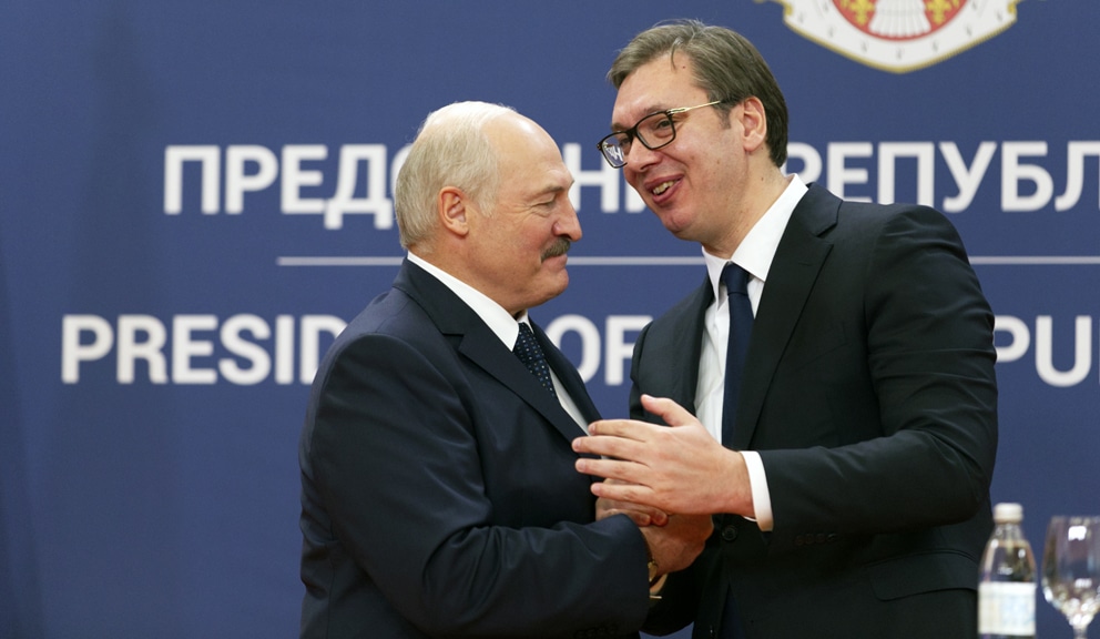 Autokrata Vučić i diktator Lukašenko su sijamski blizanci 1