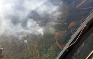 Pripadnici MUP-a Srbije pomažu u gašenju požara na planini Stolac iznad Višegrada 5