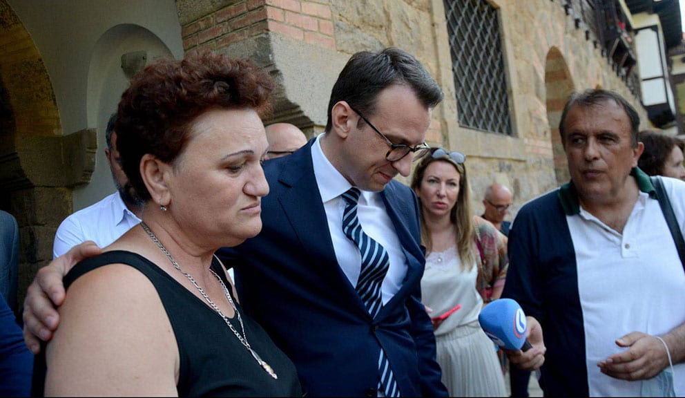 Dragica Gašić: Boga mi, ja ostajem ovde 1