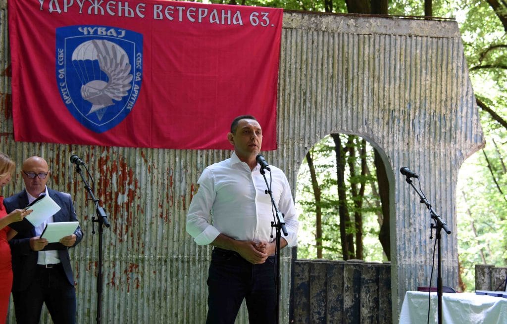 Vulin u ime Vučića čestitao veteranima 63. padobranske brigade praznik, Stefanović nije prisustvovao 2 Vulin u ime Vučića čestitao veteranima 63. padobranske brigade praznik, Stefanović nije prisustvovao 2