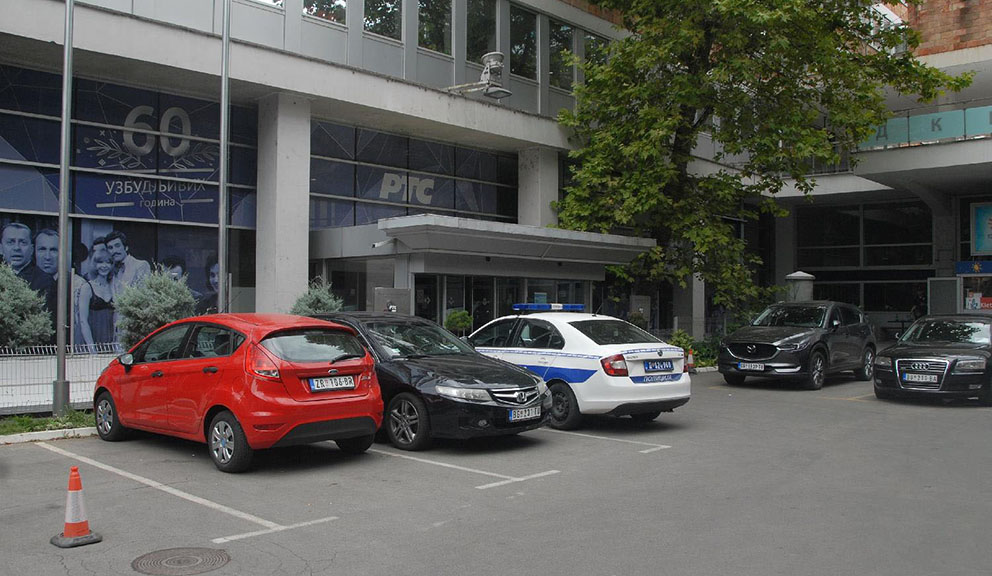 Kad je kritika RTS-a koštala urednika posla - sećanje na slučaj iz 2005. godine 1