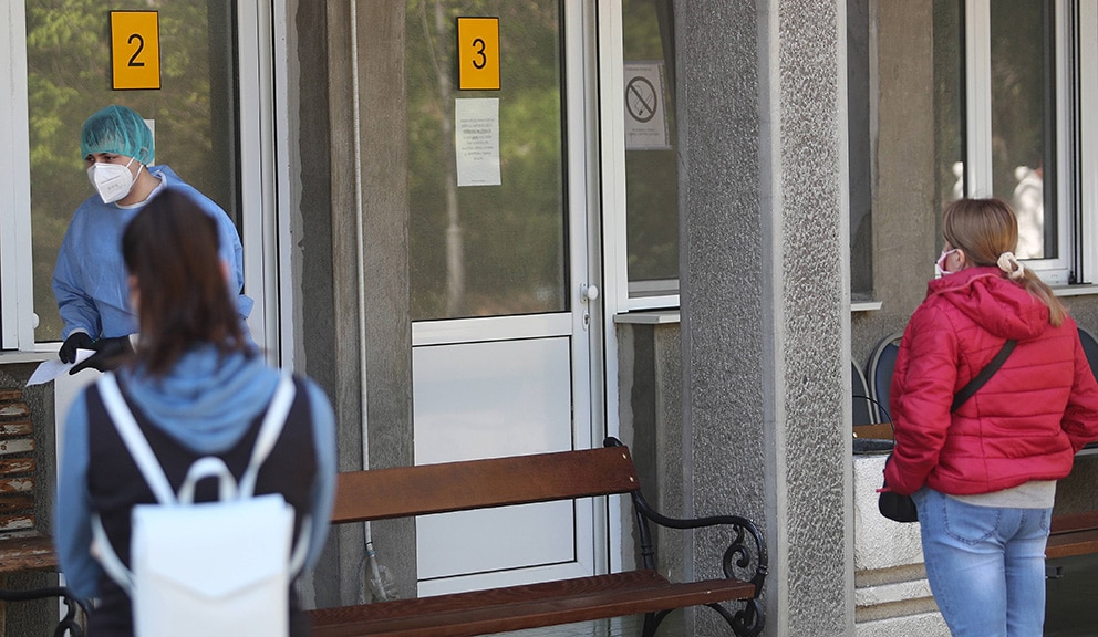 Skoro 40 novih pacijenata u Kragujevcu za vikend, u Šumadiji trocifren broj ljudi u izolaciji 1
