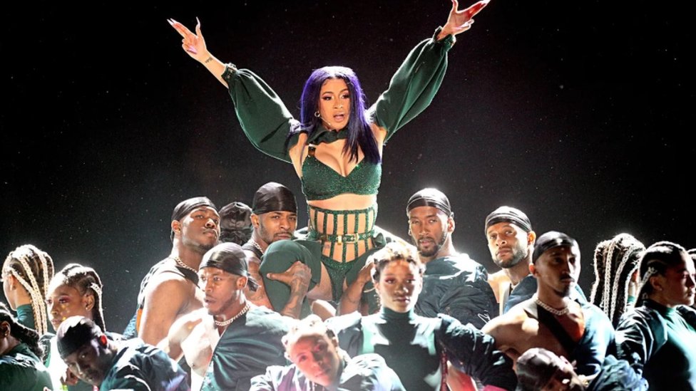 Muzika i rodna ravnopravnost. Zašto retko srećemo žene na listama najboljih hip-hop izvođača 4 Kardi Bi je prva reperka koja je u periodu od gotovo dve decenije zauzela prvo mesto Bilbordove liste