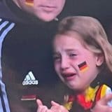 EURO 2020, fudbal, dobrota i navijači: Porodica uplakane devojčice iz Nemačke daje 42.000 evra UNICEF-u 2