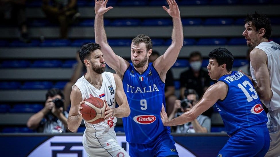 Micić protiv Italijana