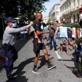 Kuba i politika: Hiljade na ulicama, traže slobodu i demokratiju, vlasti optužuju SAD da stoje iza nemira 6