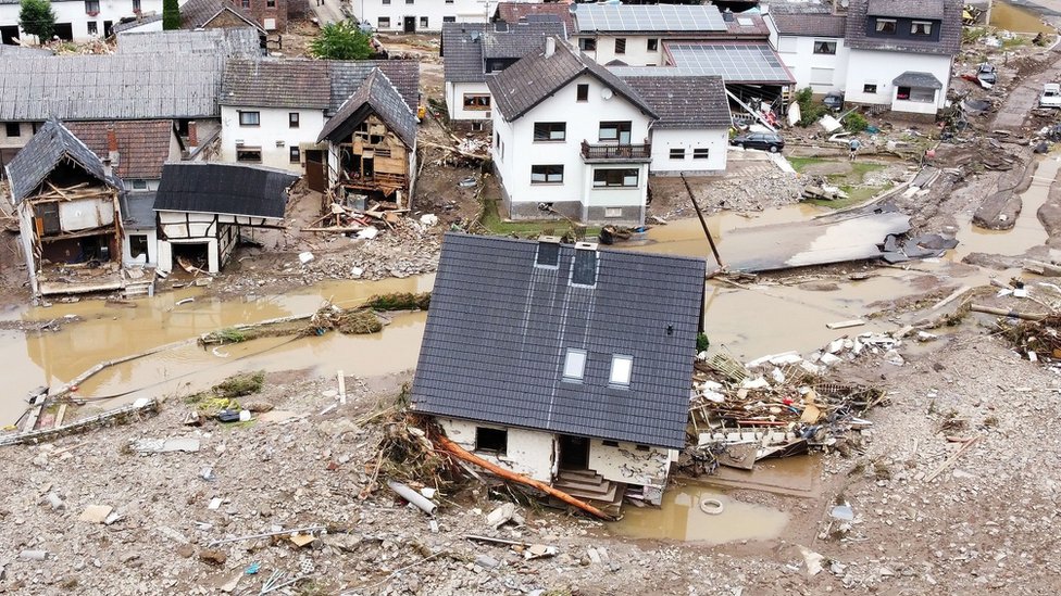 Poplave, Srbija i Evrope: Kolika je opasnost i kako se zaštiti od vodene stihije 1 A general view of flood-affected area following heavy rainfalls in Schuld, Germany