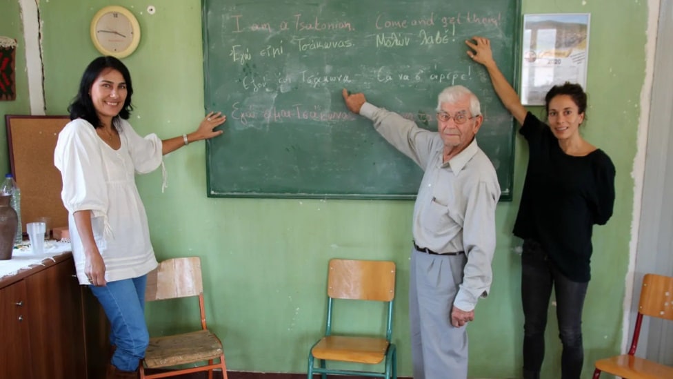 Grčka, istorija i jezik: Poslednji govornici drevne Sparte 4 sparta, cakonika