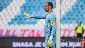 Milan Borjan nastavlja da brani iako uskoro puni 39 godina 5 Milan Borjan nastavlja da brani iako uskoro puni 39 godina 5