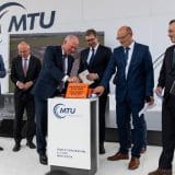 Vučić: Plate u MTU tri puta veće od proseka 5