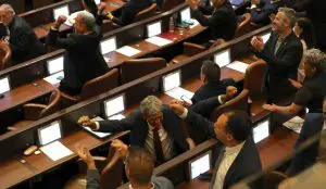 Raspušten izraelski parlament 8