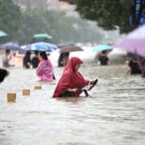 Više od 10.000 ljudi raseljeno u Kini zbog poplava 5