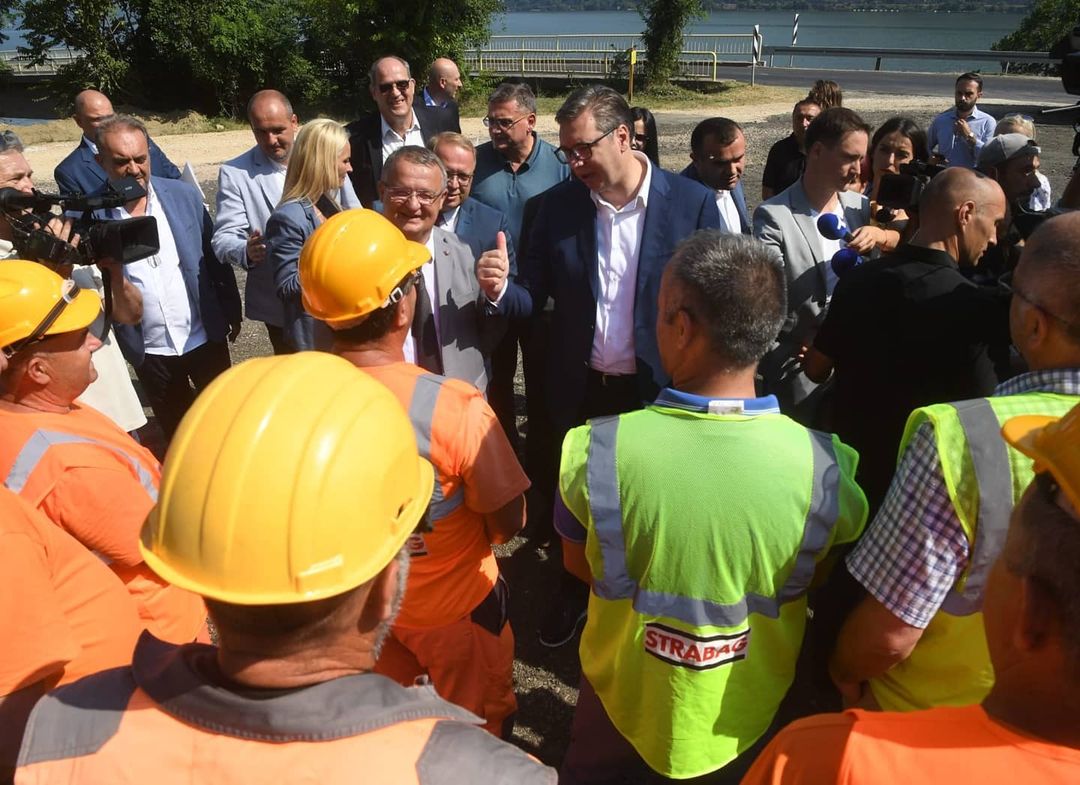 Vučić obišao rekonstruisanu brodsku prevodnicu na HE Đerdap 1 3