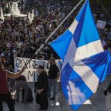 Demonstracije u Grčkoj protiv vakcinacije omladine 10