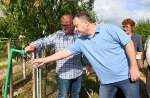 Vesić: Stubline dobile gradsku vodu, počinju radovi na vodovodu od Grabovca do Vukićevice 5 Vesić: Stubline dobile gradsku vodu, počinju radovi na vodovodu od Grabovca do Vukićevice 5