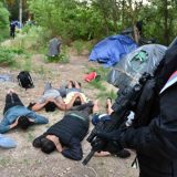 MUP: Kod Srpskog Krstura otkriven ilegalni kamp migranata (FOTO) 1