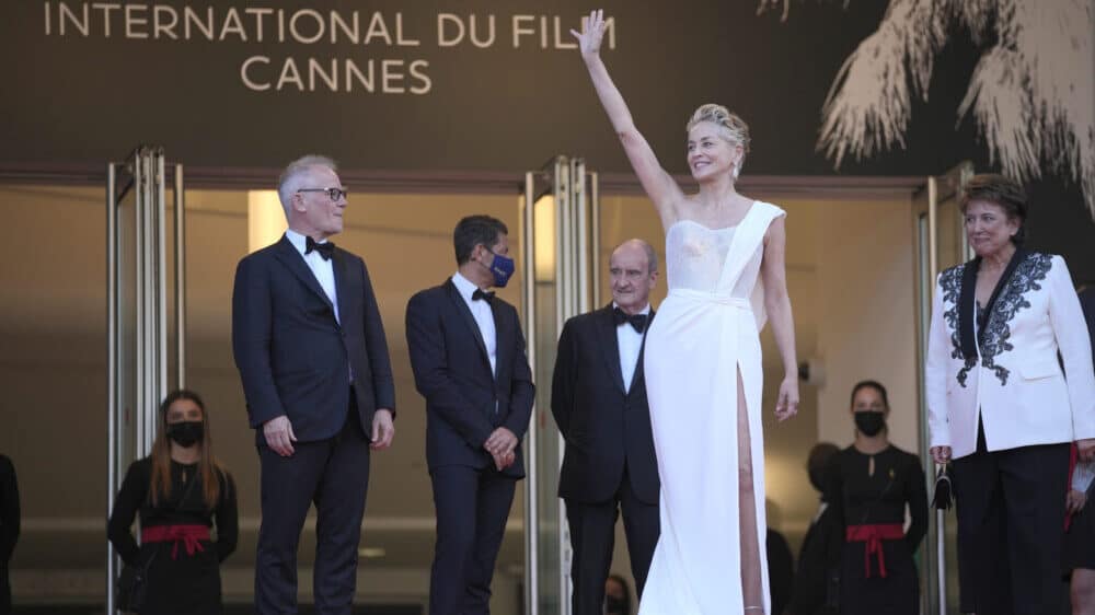 Šeron Stoun je Leonardu Dikapriju pružila priliku o kojoj se sanja: "Neizmerno sam joj zahvalan" 2 Šeron Stoun je Leonardu Dikapriju pružila priliku o kojoj se sanja: "Neizmerno sam joj zahvalan" 2