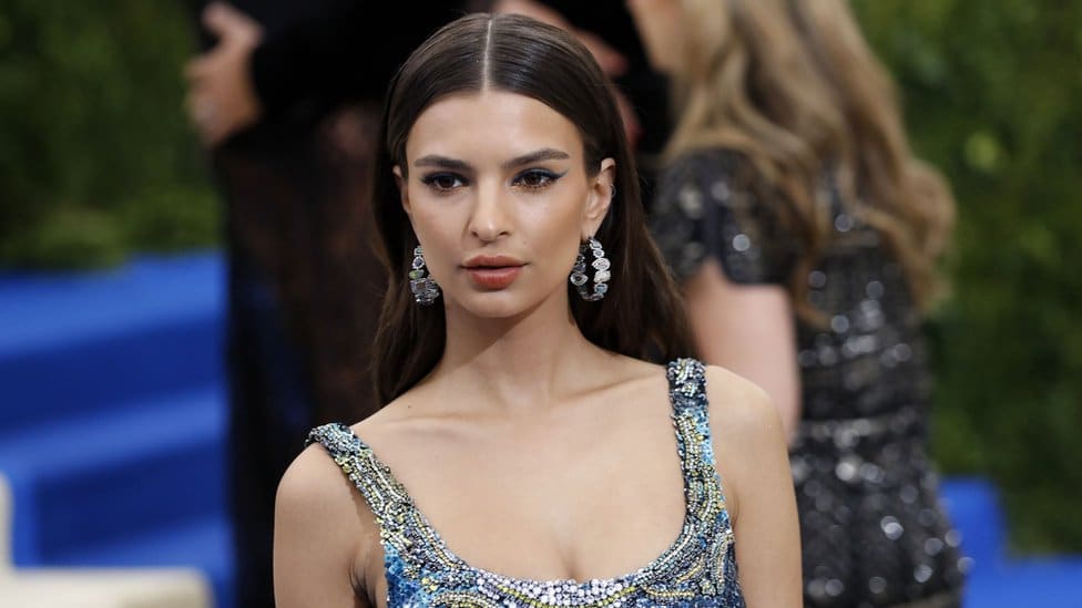 Poznati i sport: Američka manekenka Emili Ratajkovski sponzoriše irski košarkaški klub 1 Emili Ratajkovski