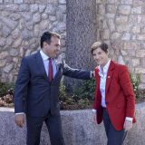 Zaev i Brnabić se dogovorili o hitnom obnavljanju zajedničke kontrole graničnog prelaza 5
