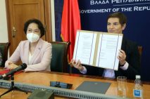 Potpisan Memorandum s Kinom i Emiratima radi proizvodnje vakcine 'Sinofarm' u Srbiji 6