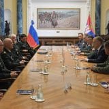 Stefanović sa načelnikom Generalštaba slovenačke vojske o saradnji u oblasti odbrane 10