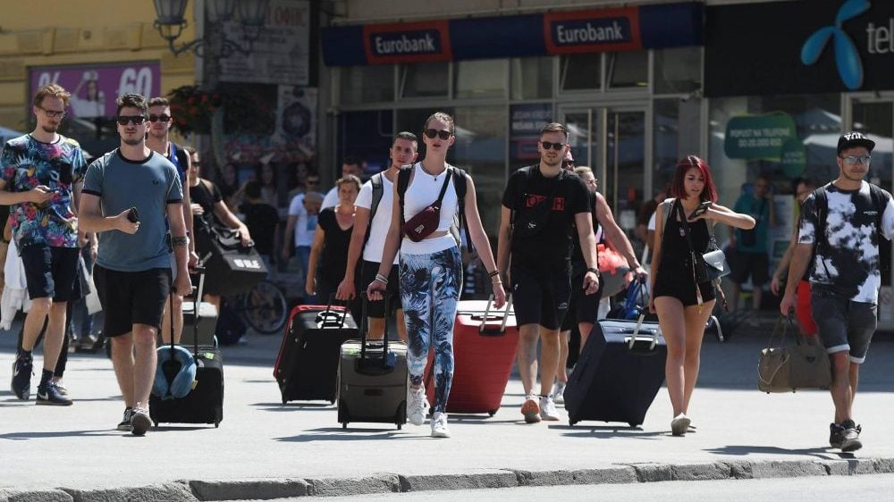 Trećina mladih pre 20 godina želela da napusti Srbiju 1