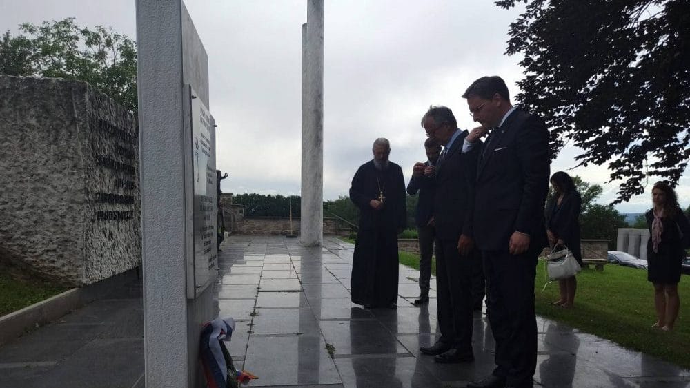 Selaković posetio memorijalni kompleks Mauthauzen, vojnička groblja 1