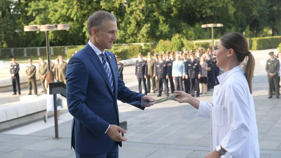 Obeleženo 182 godine vojne sanitetske službe, uručeni ugovori za 66 novozaposlenih 2