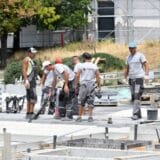 APR: U 100 najvećih kompanija u Srbiji po poslovnim prihodima zaposleno 16,5 odsto radnika 7