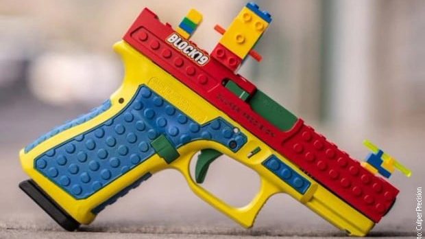Pravi pištolj, a izgleda kao igračka – „Lego“ zahteva hitni prekid proizvodnje 1