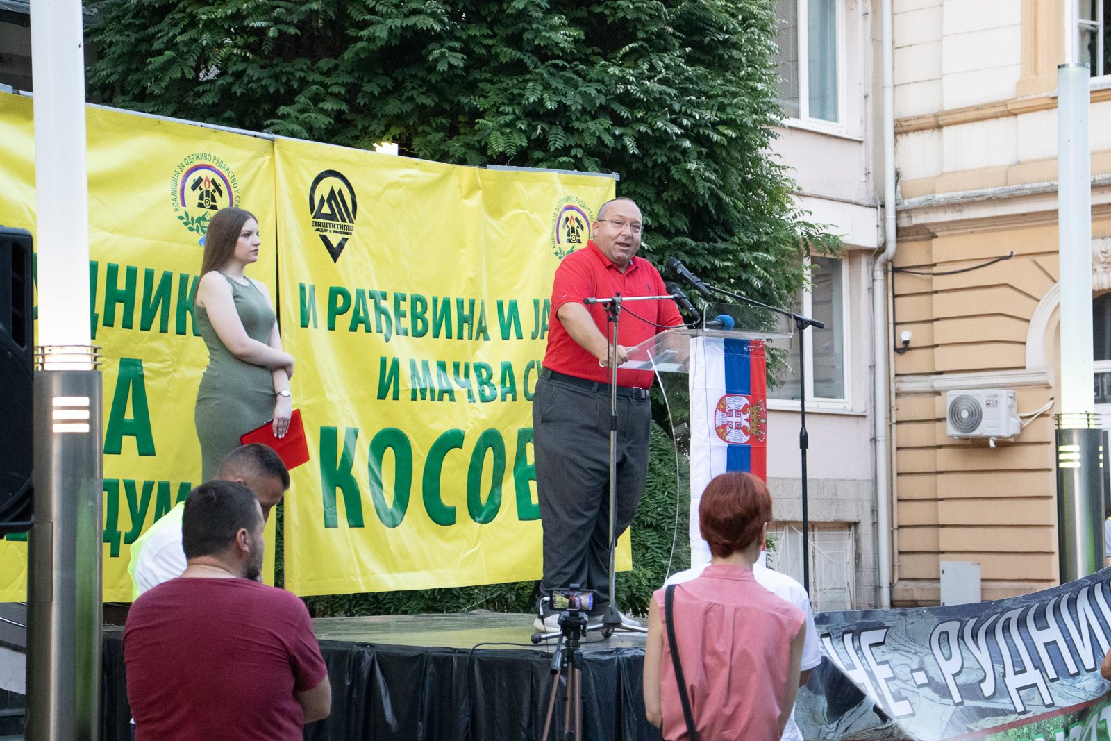 Šabac protiv kompanije Rio Tinto: Nećemo baterije, već hranu i vodu (FOTO,VIDEO) 6 Šabac protiv kompanije Rio Tinto: Nećemo baterije, već hranu i vodu (FOTO,VIDEO) 6