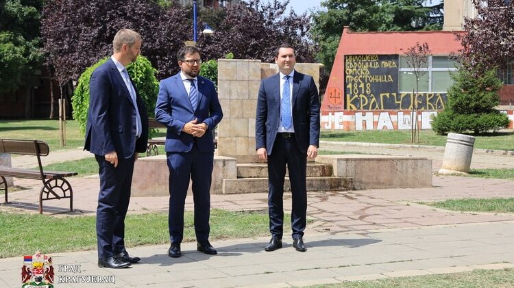 Donacija Poljske za uređenje zelene površine u Kragujevcu 1