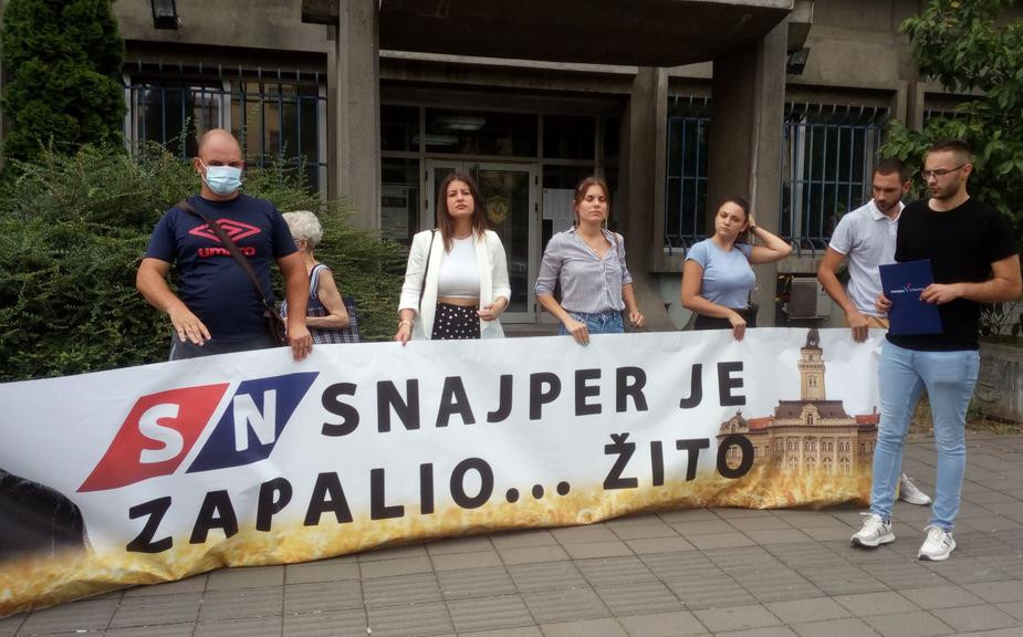 Maksimović: SNS batinaši organizovali napad 1