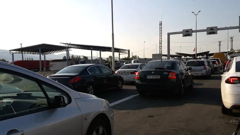 AMSS: Na graničnim pelazima za putnička vozila čekanje od 30 minuta do sat i po 1