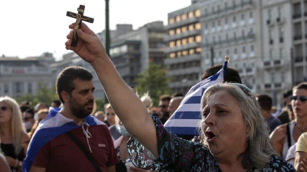 Suzavcem u Atini rasteran skup protivnika obaveznog vakcinisanja 1