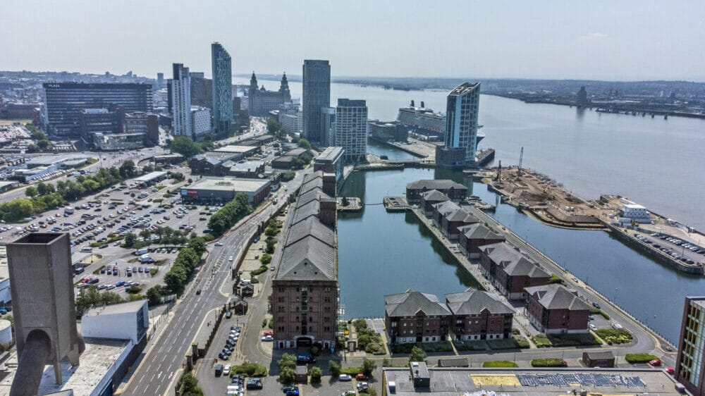 Unesko uklonio Liverpul sa liste svetske baštine - gubi autentičnost zbog novih zgrada i stadiona 1