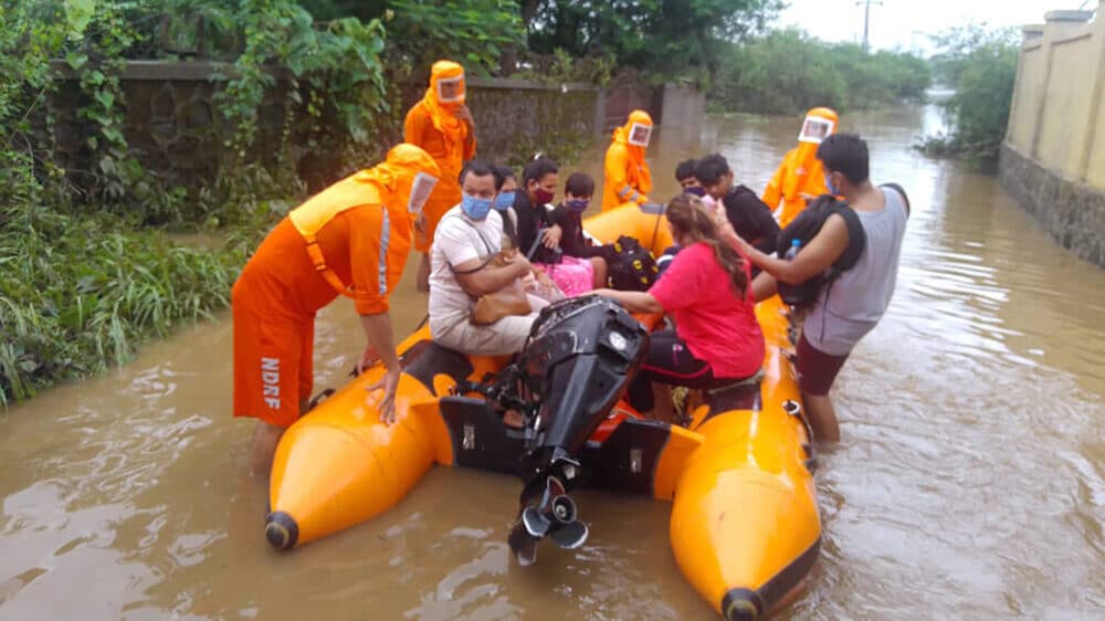 Najmanje 76 ljudi stradalo u poplavama izazvanim monsunskim kišama u Indiji 1
