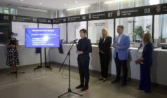 Promocija usluge eUverenje u Drugom osnovnom sudu u Beogradu Predstavljena usluga eUverenje, Brnabić istakla značaj usluge jer unapređuje efikasnost sudstva 6