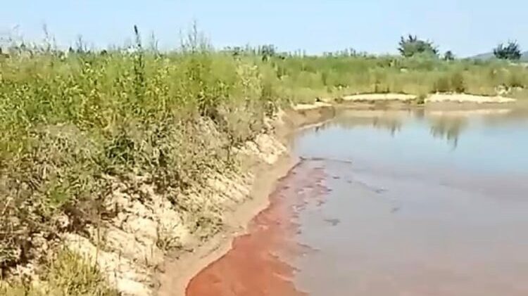 Meštani: Voda u jezeru crvena, strah da je Rio Tinto počeo sa iskopavanjem 1