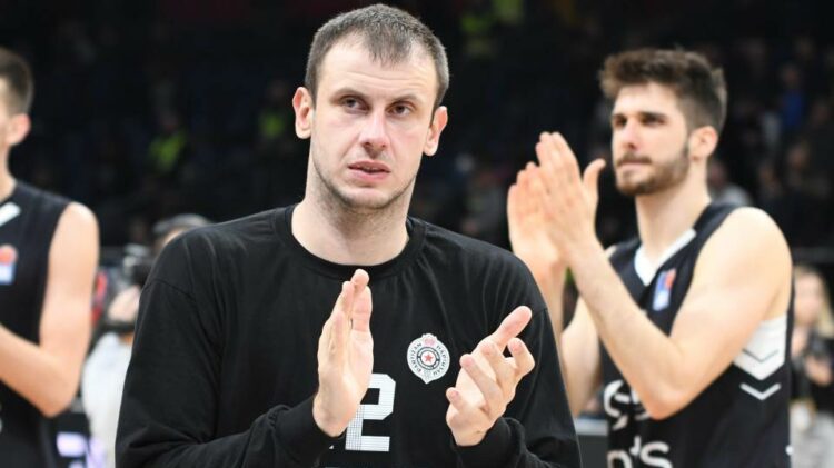 Novica Veličković završio košarkašku karijeru 1