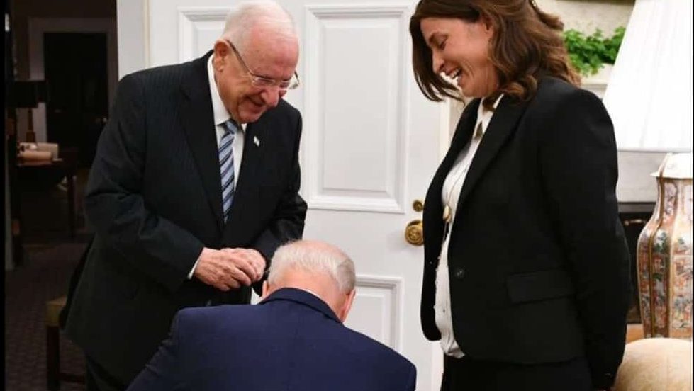 Bajden kleknuo pred Izraelkom kada je čuo da ima 12 dece 1