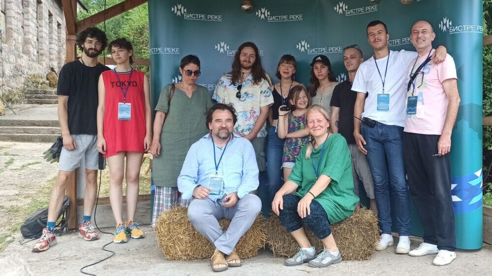 “Bistre reke” u napuštenom seoskom bioskopu 1