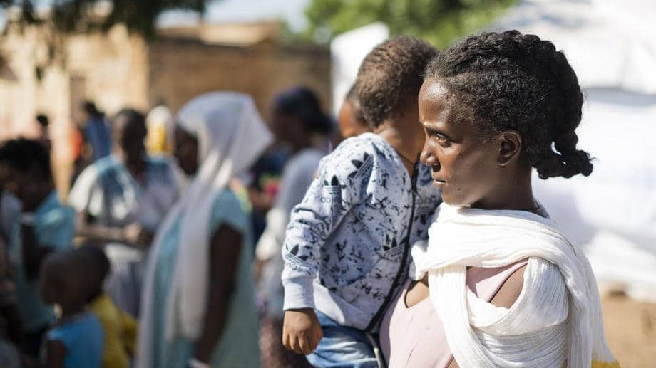 Od gladi umrle stotine ljudi u Etiopiji pošto su UN i SAD prekinule pomoć u hrani 1