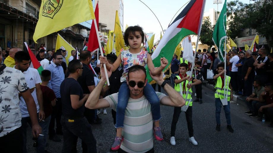 Više stotina Palestinaca na demonstracijama protiv Abasa 1