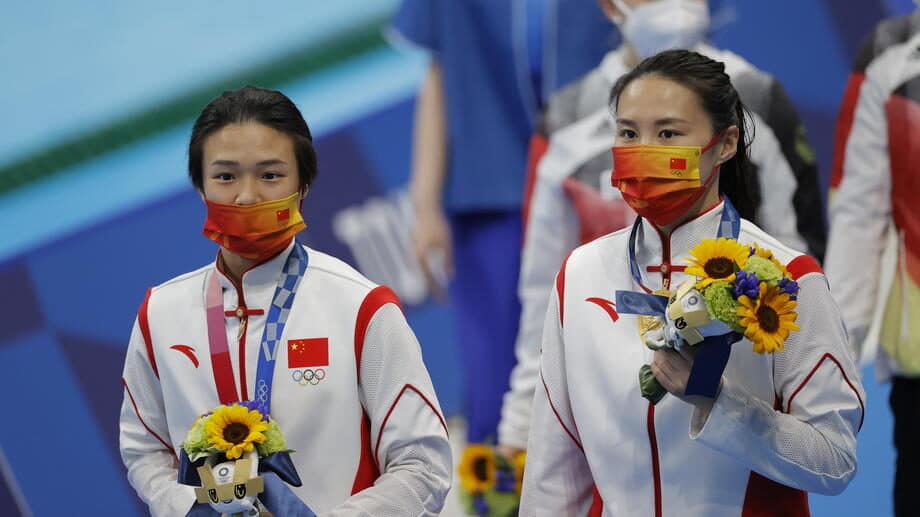 Kineskinje osvojile zlatnu medalju u sinhronim skokovima u vodu 1