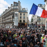 Francuska: Sindikat novinara osudio napad na slobodu medija tokom anti-kovid protesta 1