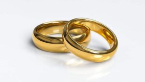 Verovali ili ne: Advokat greškom razveo pogrešan bračni par