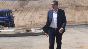 Na ekološkom protestu u subotu među govornicima Svetlana Bojković, Petar Božović, Ljubomir Bandović… 3 Na ekološkom protestu u subotu među govornicima Svetlana Bojković, Petar Božović, Ljubomir Bandović… 3