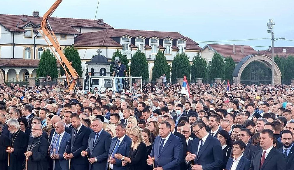Vučić negirao da je plaćano ljudima da dođu u Busije 1