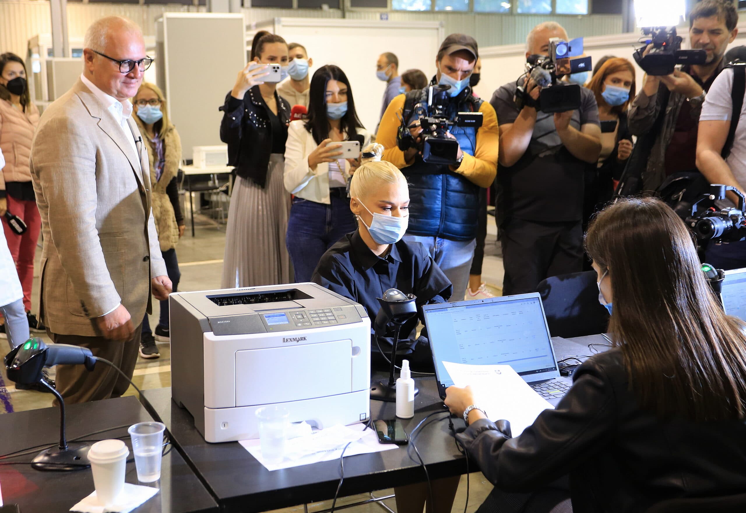 Vesić: Više od dva odsto Beograđana vakcinisano trećom dozom 3 Vesić: Više od dva odsto Beograđana vakcinisano trećom dozom 3